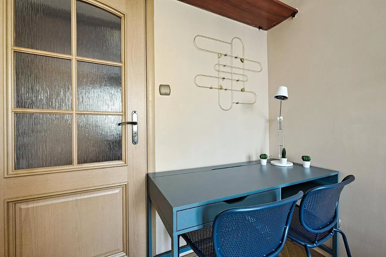 2Br Apt Balcony Tamka 17 Ac Apartment Warsaw Poland